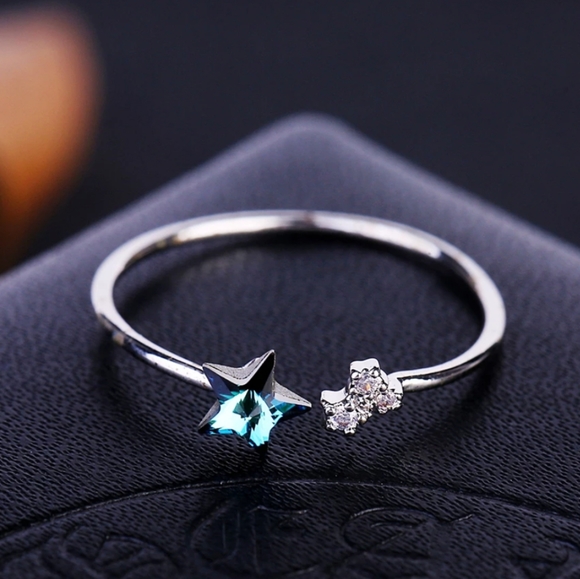 NEW Silver Blue Crystal Star Adjustable Ring - Picture 7 of 7